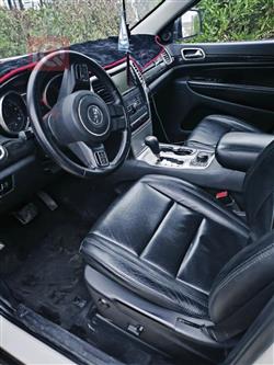 جیپ گراند شیرۆکی